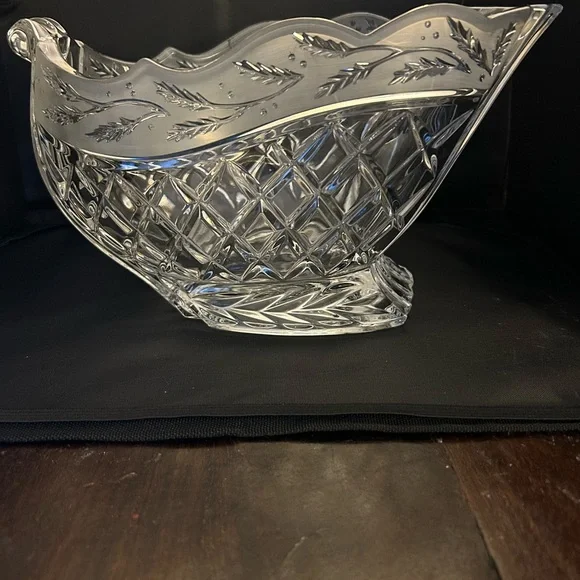 Crystal Sleigh bowl - Picture 4 of 6
